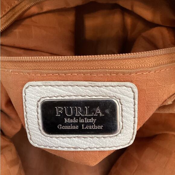FURLA CREAM LEATHER SNAP CLOSURE SHOULDER BAG - Picture 11 of 12